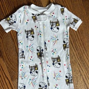 Hanna Andersson Fourth of July Snoopy one piece short Johns NWOT 70cm